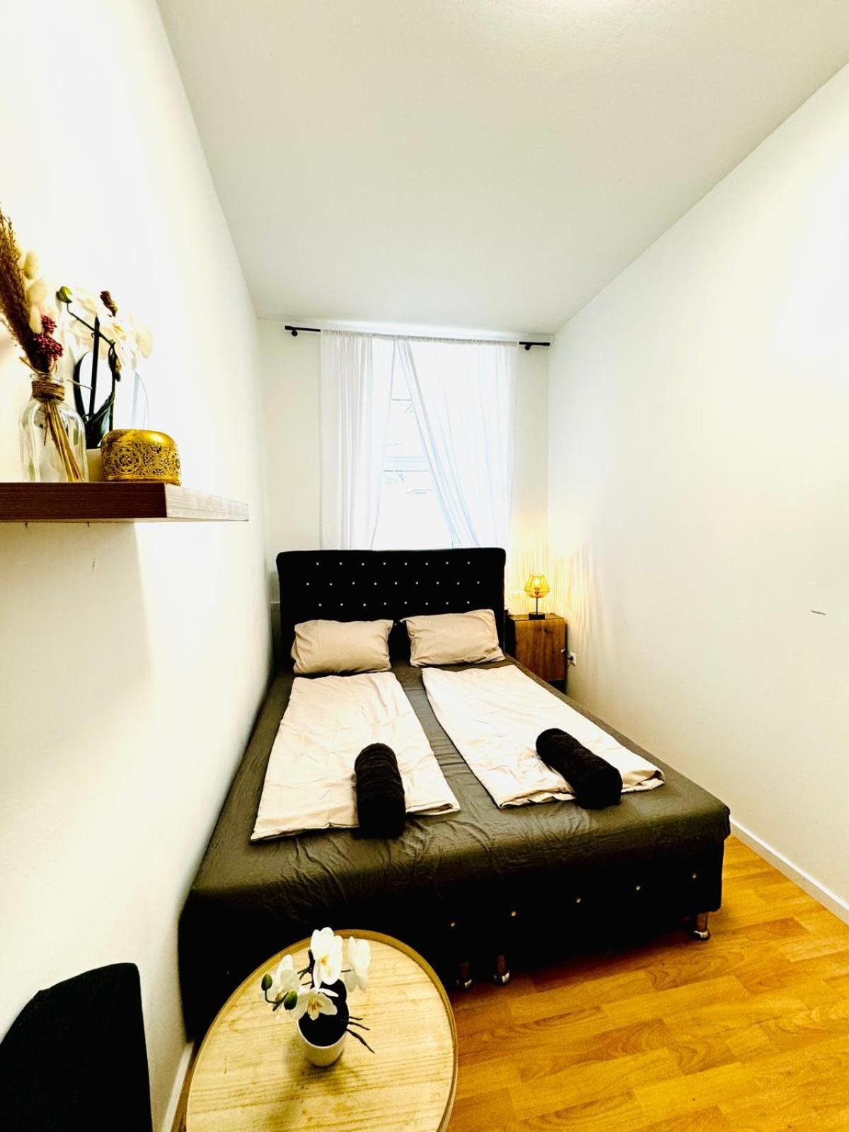 Comfy Rooms In A Shared Apt, 8Min To Rathausplatz Wien Ngoại thất bức ảnh