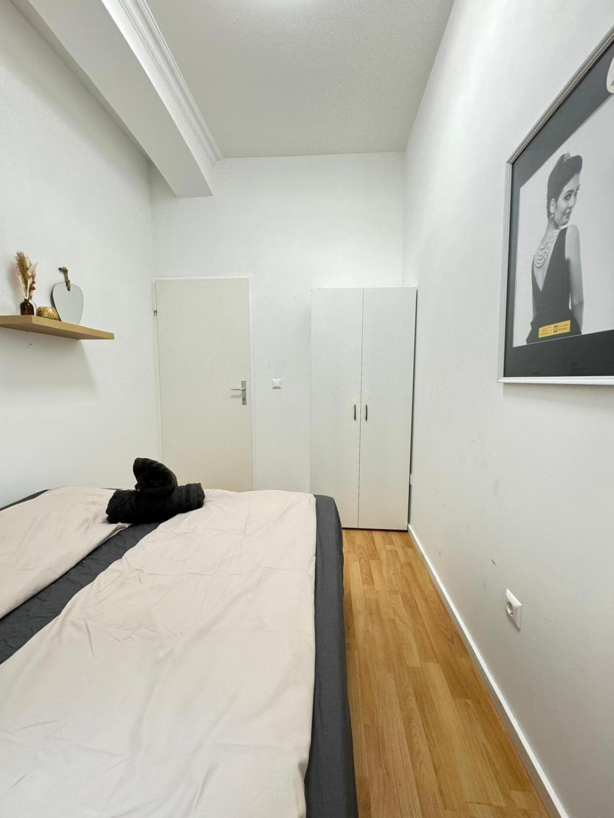 Comfy Rooms In A Shared Apt, 8Min To Rathausplatz Wien Ngoại thất bức ảnh