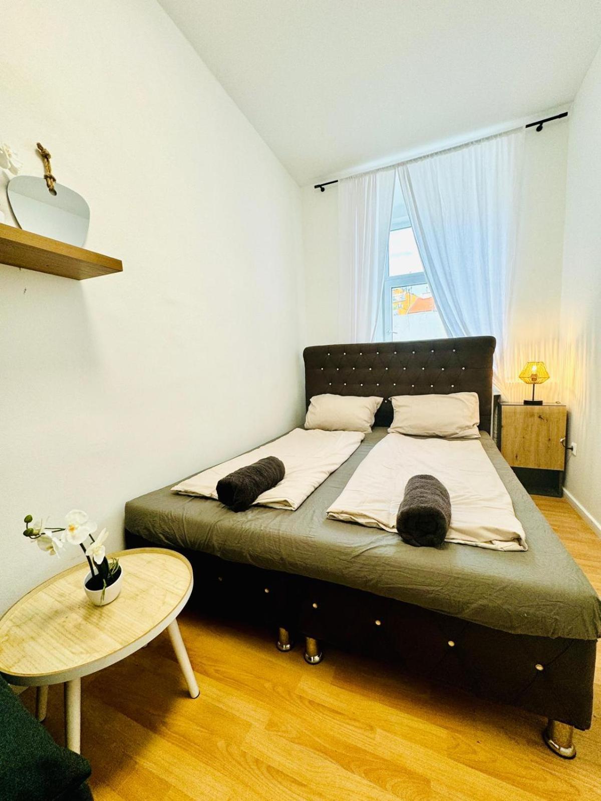 Comfy Rooms In A Shared Apt, 8Min To Rathausplatz Wien Ngoại thất bức ảnh