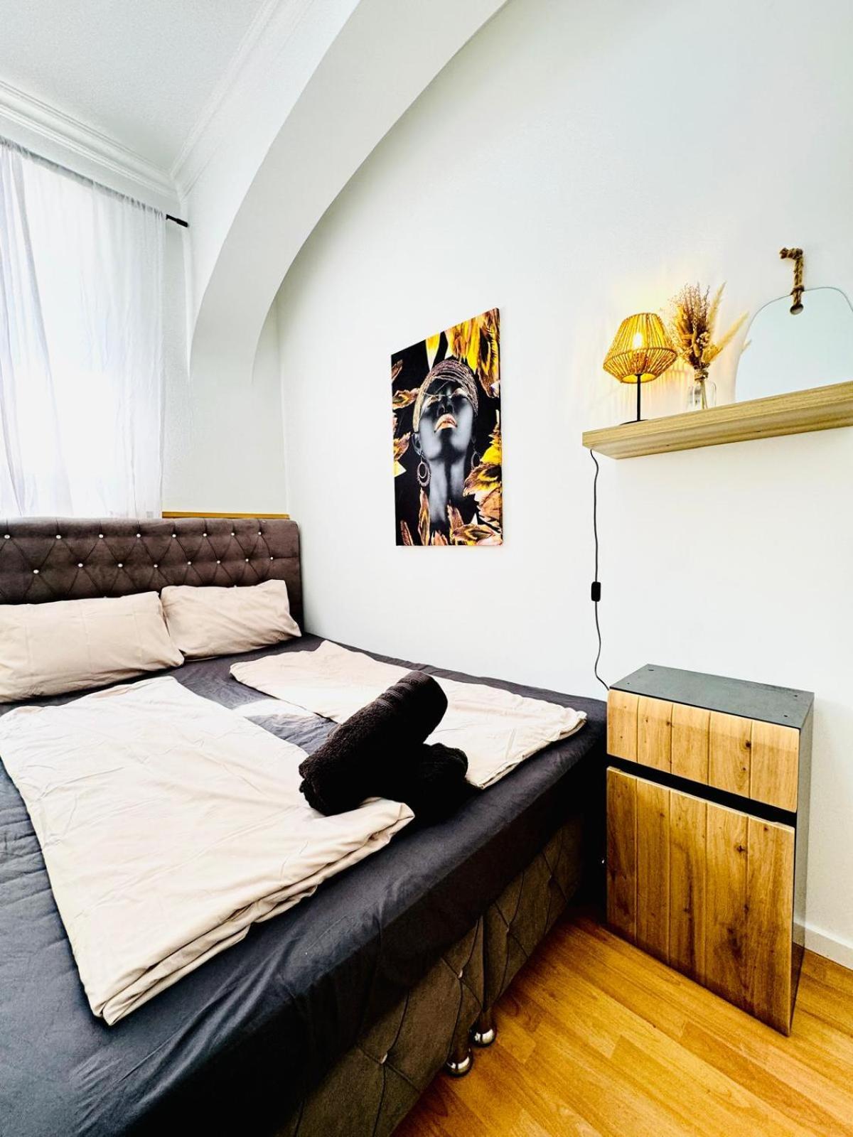 Comfy Rooms In A Shared Apt, 8Min To Rathausplatz Wien Ngoại thất bức ảnh