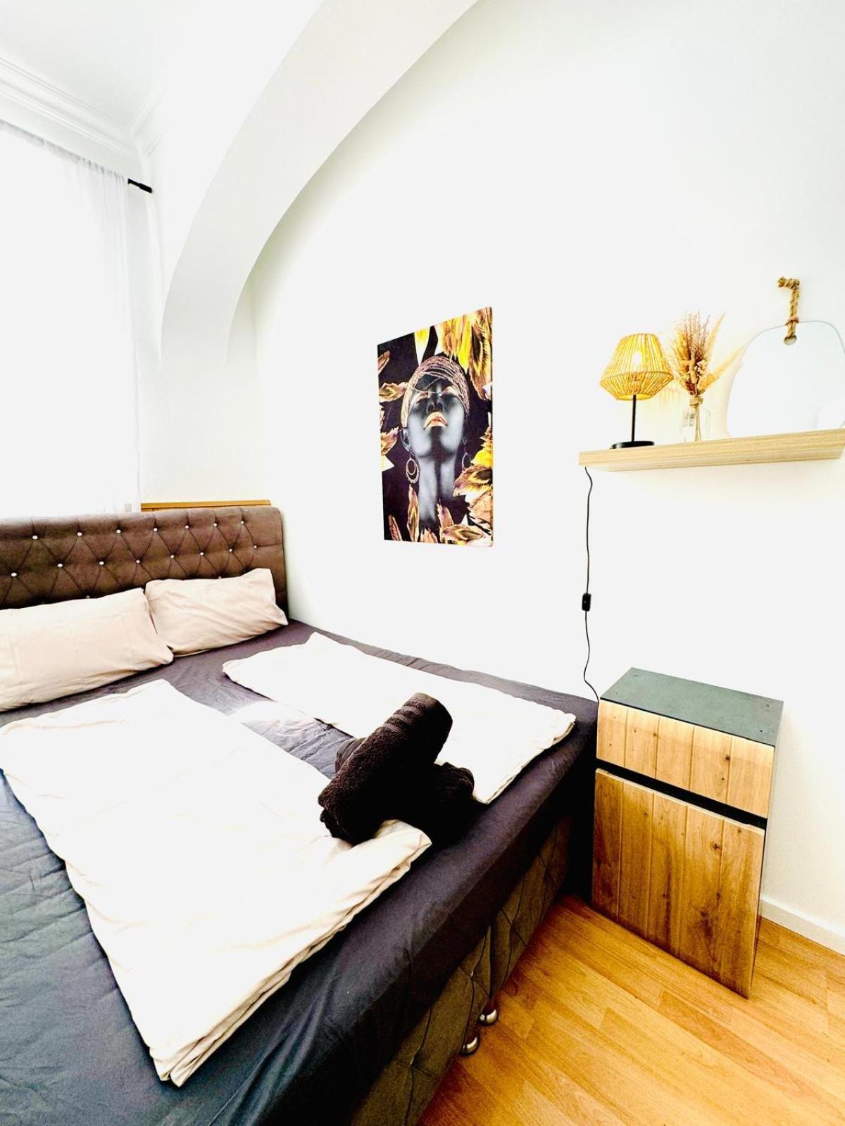 Comfy Rooms In A Shared Apt, 8Min To Rathausplatz Wien Ngoại thất bức ảnh