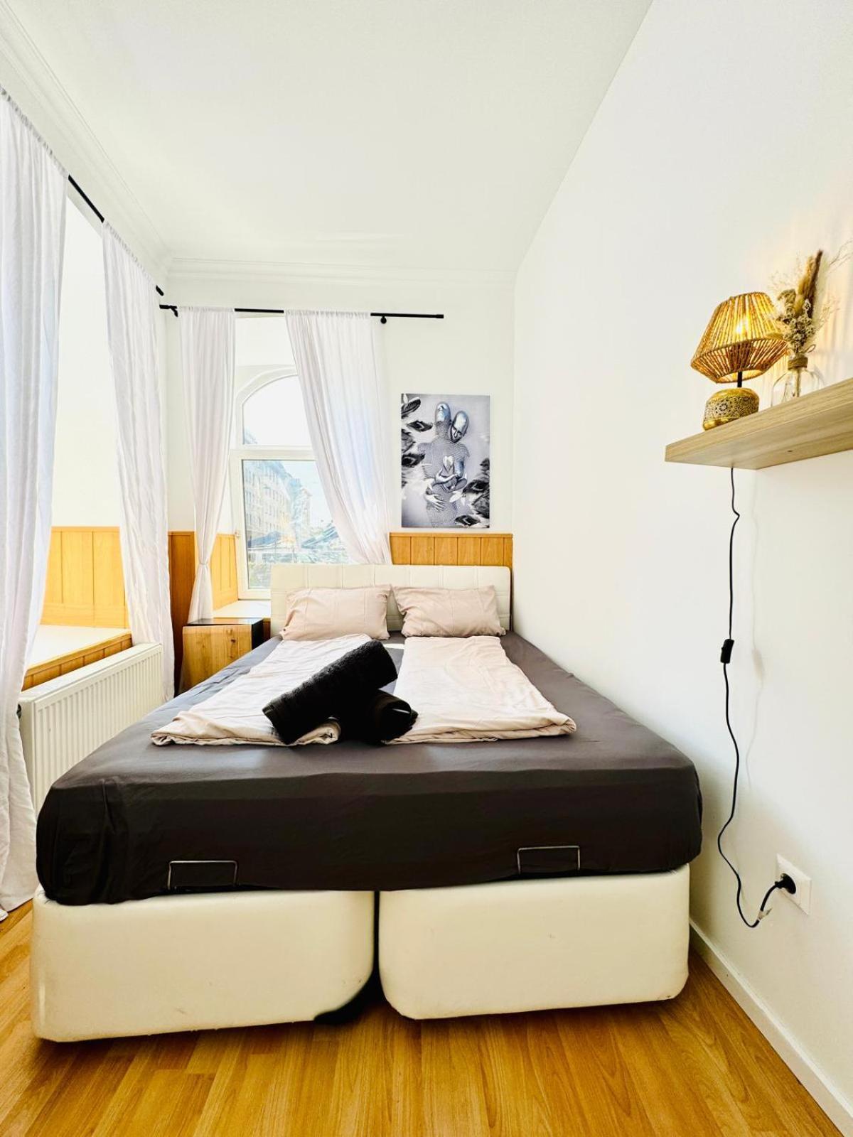 Comfy Rooms In A Shared Apt, 8Min To Rathausplatz Wien Ngoại thất bức ảnh